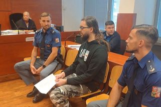 Chtěl jsem se zničit. Obžalovaný ze zapálení Českého Švýcarska vysvětloval, proč se přiznal - Novinky